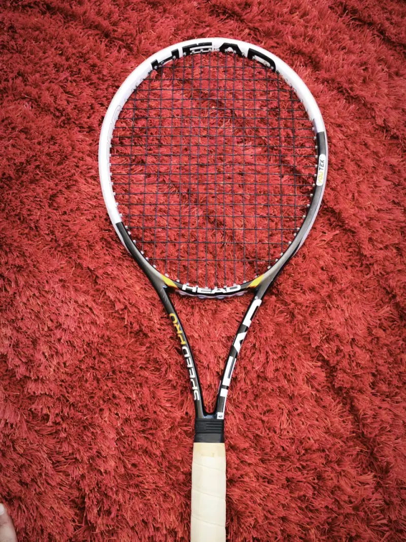 Raqueta de tenis Head Speed Pro en buen estado - 1
