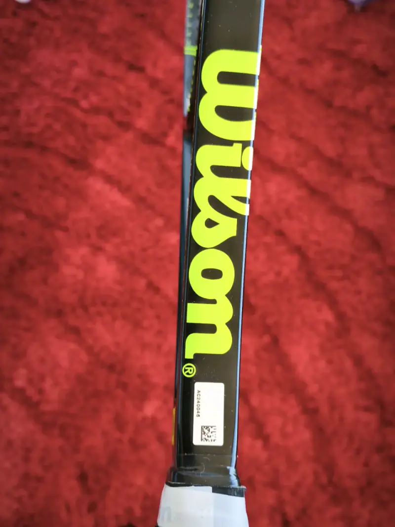 Raqueta de tenis Wilson Blade 98 en buen estado - 4