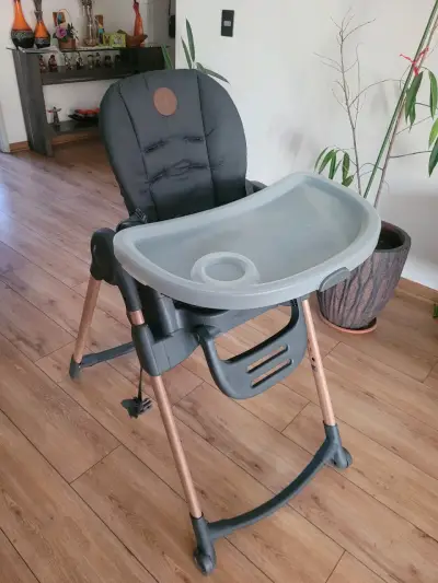 Silla de comer para bebé Maxi Cosi Essencial 6en1 - miniatura 1