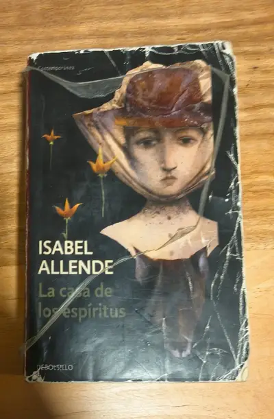 Libro 'La Casa de los Espíritus' - miniatura 1