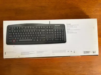 Teclado Microsoft Wired 200 USB Negro - miniatura 2