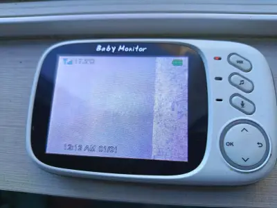 Monitor de Bebé con Cámara y Pantalla LCD - miniatura 2