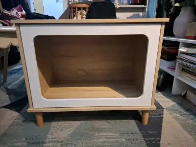 Mueble de madera con espacio gato estilo moderno - miniatura 2