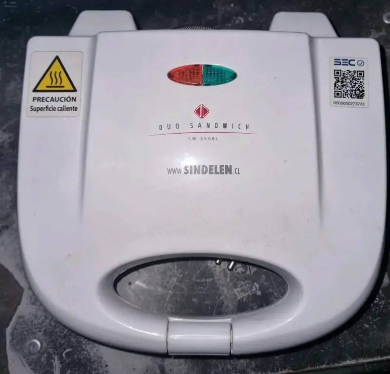 Sandwichera Sindelen Duo Sandwich SW 840BL