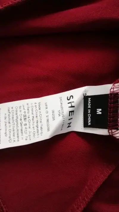 Vestido burdeo con volantes asimétrico nuevo - miniatura 2