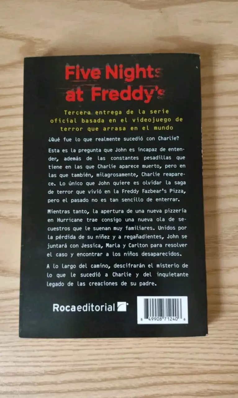 Libro El Cuarto Armario' de Five Nights at Freddy' - 2