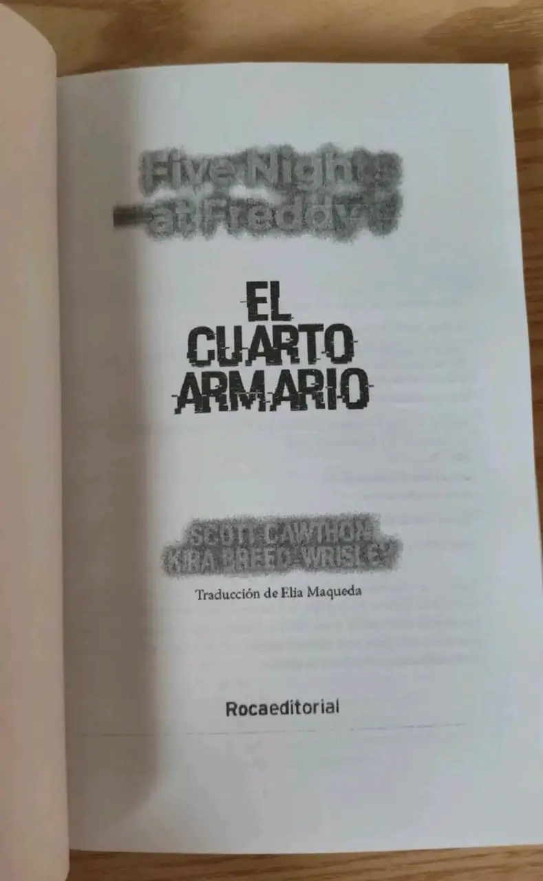 Libro El Cuarto Armario' de Five Nights at Freddy' - 3