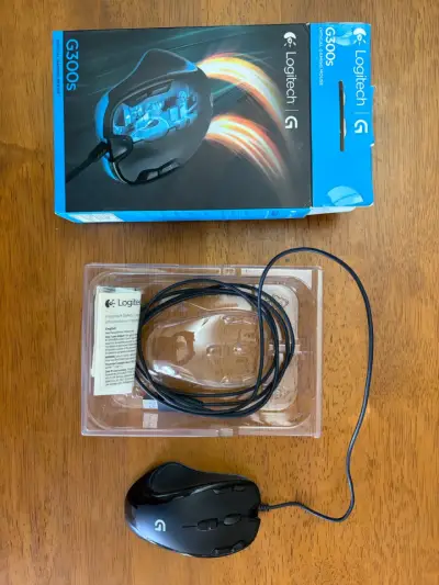 Mouse Gamer Óptico Logitech G300S Negro - miniatura 1