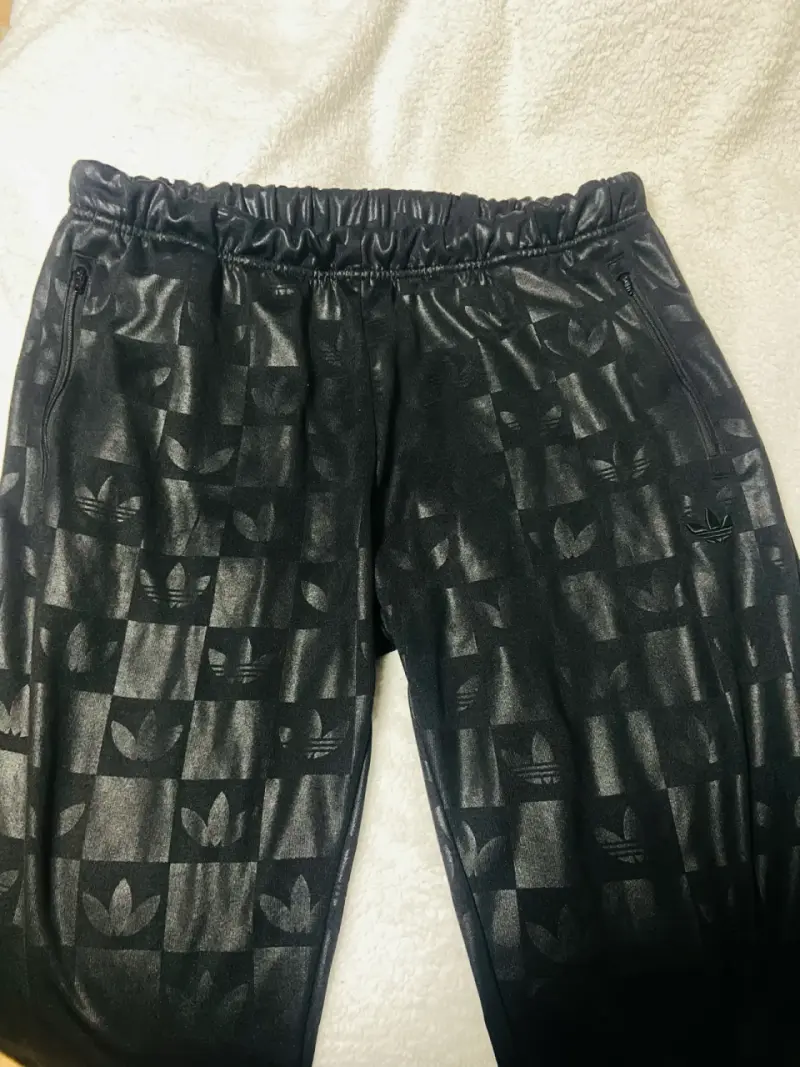 Conjunto deportivo negro Adidas para hombre - 3