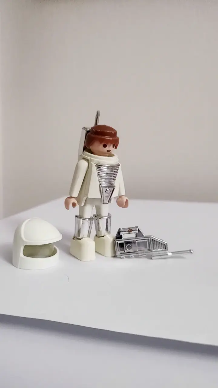 Vehículo espacial Playmobil con figura y accesorios - 2