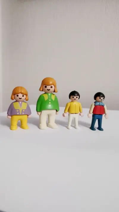 Vehículo espacial Playmobil con figura y accesorios - miniatura 4