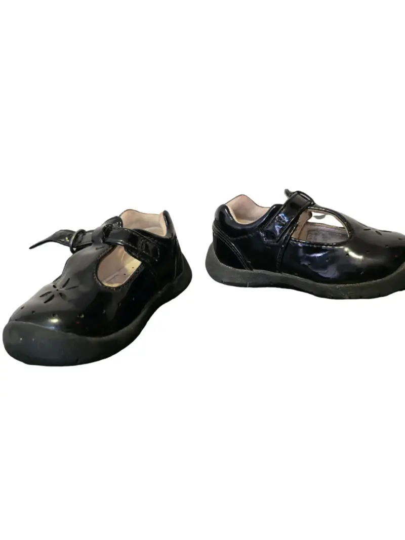 Zapatos de charol negro para niña con hebilla - 3