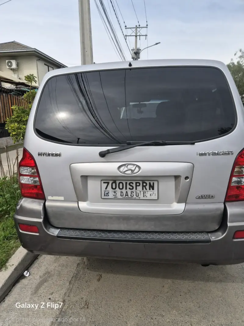 SUV Hyundai Terracan 4WD en buen estado - 3