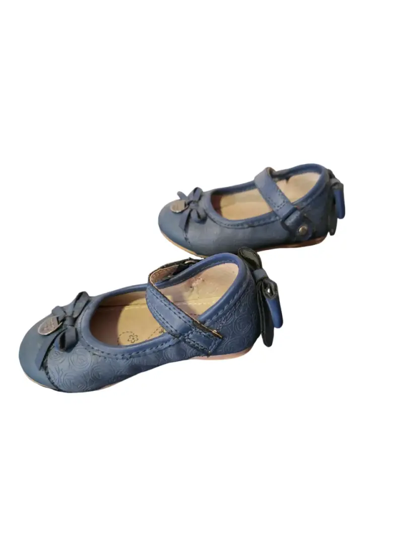 Zapatos de bebé azul con lazo y correa ajustable - 3