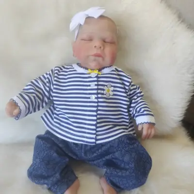 Muñeca Reborn Realista - miniatura 3