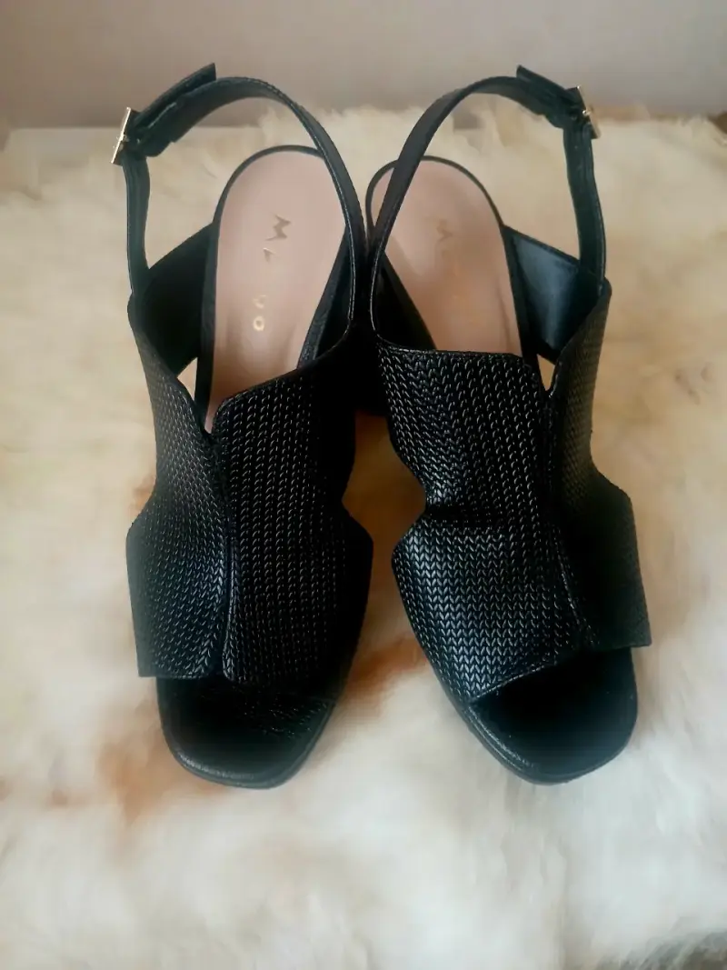 Sandalias de tacón alto negras elegantes Mingo - 5