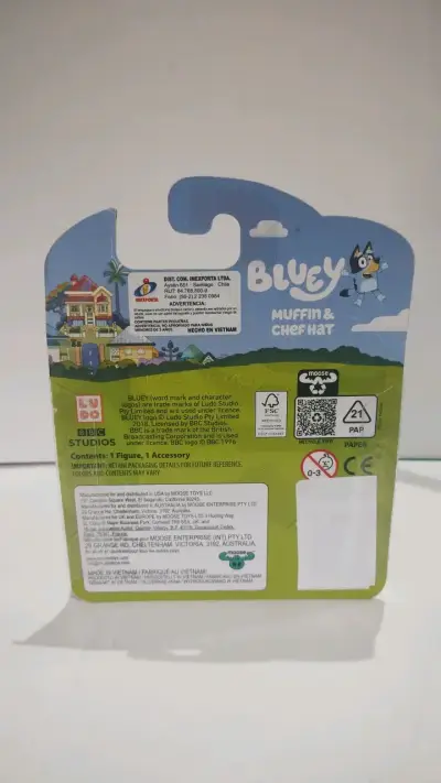 Figura de acción Bluey Muffin con sombrero de chef - miniatura 2