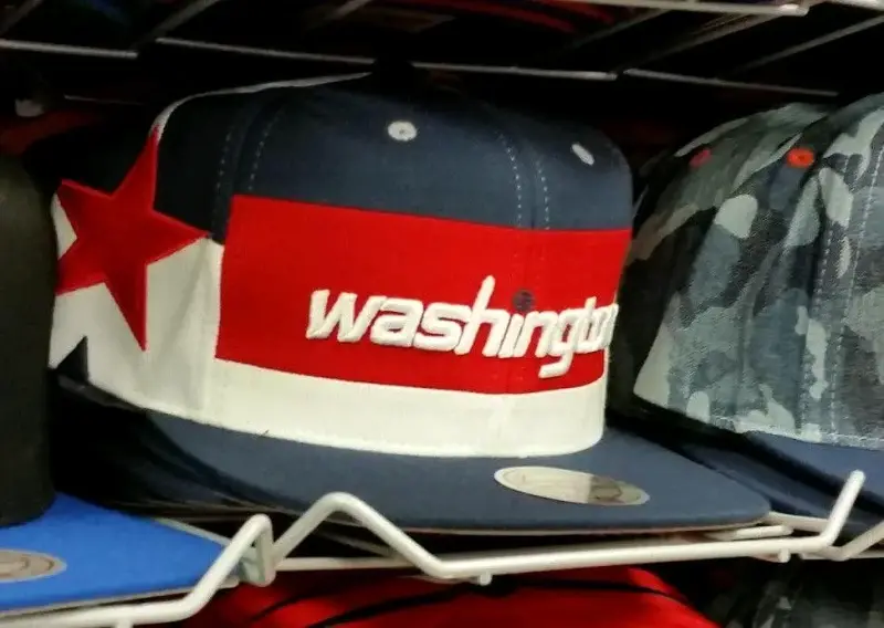 Gorra snapback michell&ness Washington azul y roja - 4