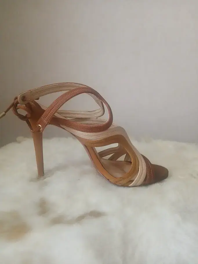Sandalias de cuña anaranjadas para mujer - 2