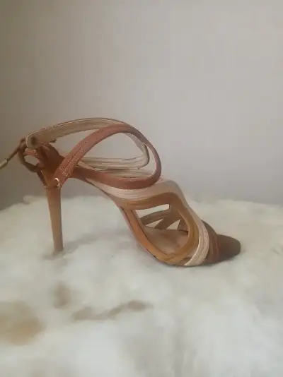 Sandalias de cuña anaranjadas para mujer - miniatura 2