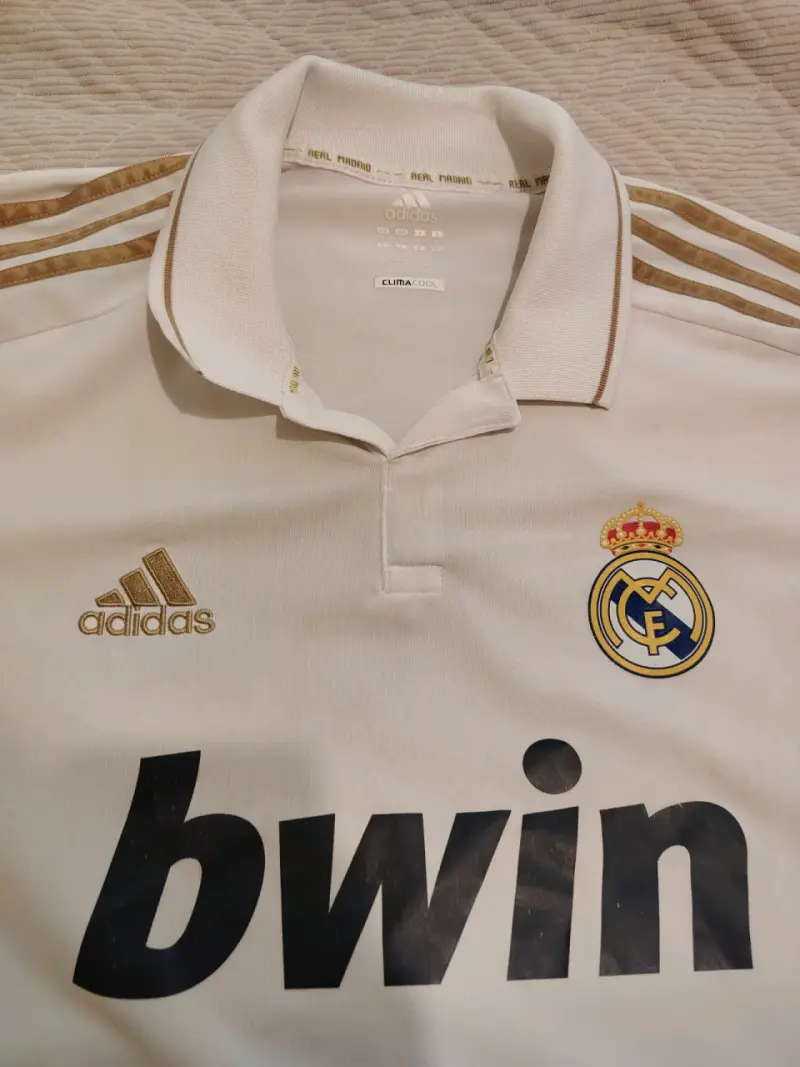 Camiseta Real Madrid Adidas blanca con logo - 2
