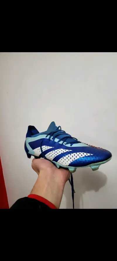 Zapatillas de fútbol azules - miniatura 1