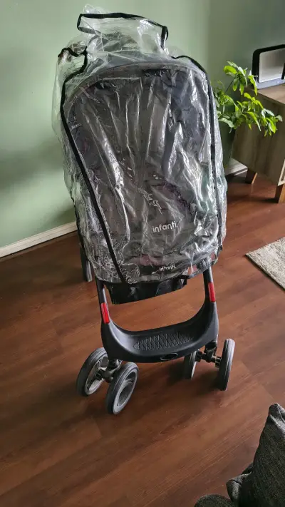 Coche de bebé Infanti con cubierta de lluvia - miniatura 4
