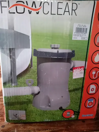 Bomba de filtro para piscina Bestway Flowclear - miniatura 1