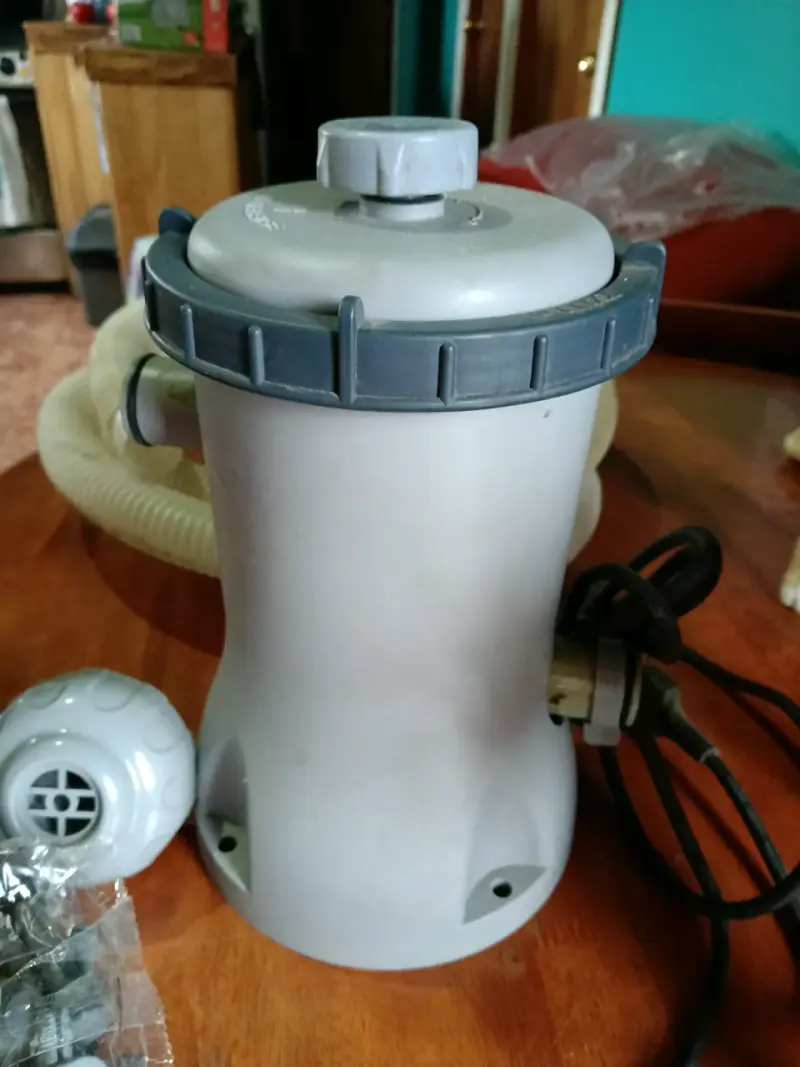 Bomba de filtro para piscina Bestway Flowclear - 2