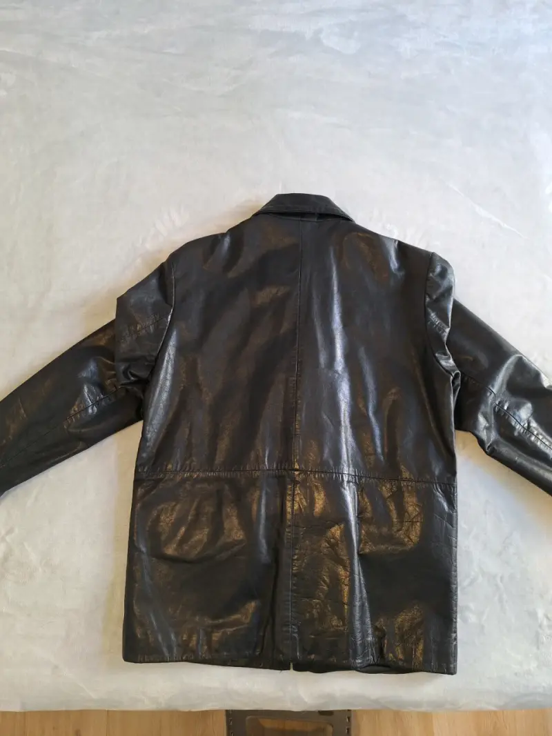 Chaqueta de cuero negra David Moore - 4