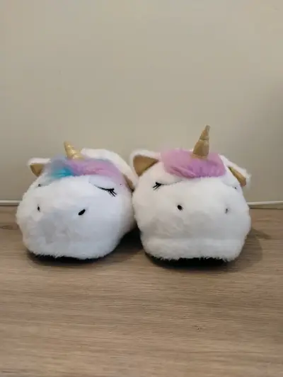 Pantuflas de unicornio para niña con diseño divert - miniatura 4