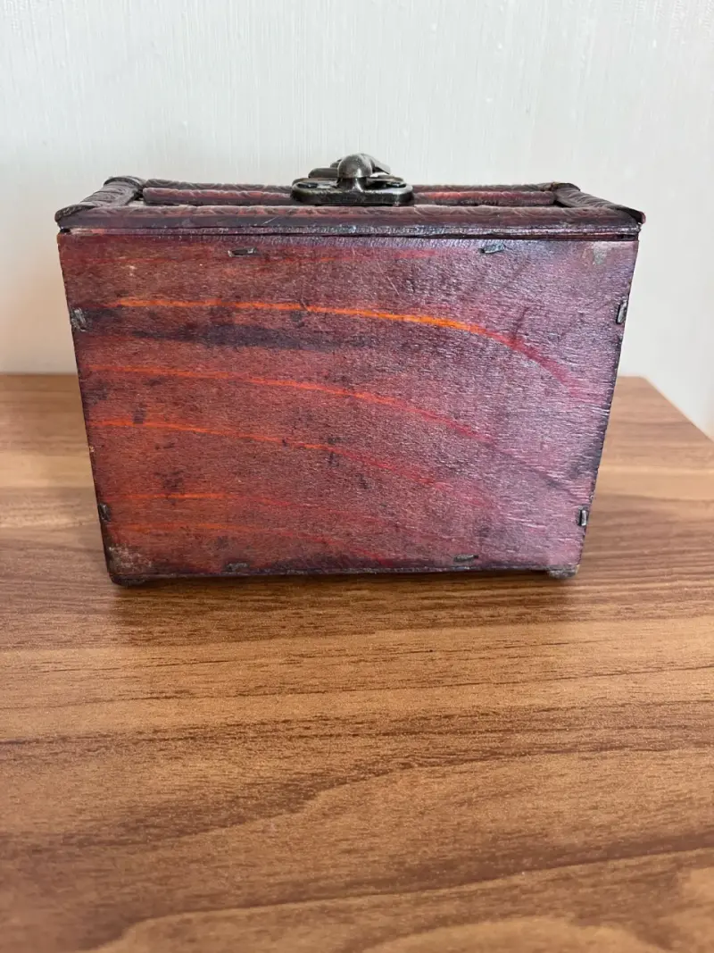 Cofre decorativo de madera estilo vintage - 6