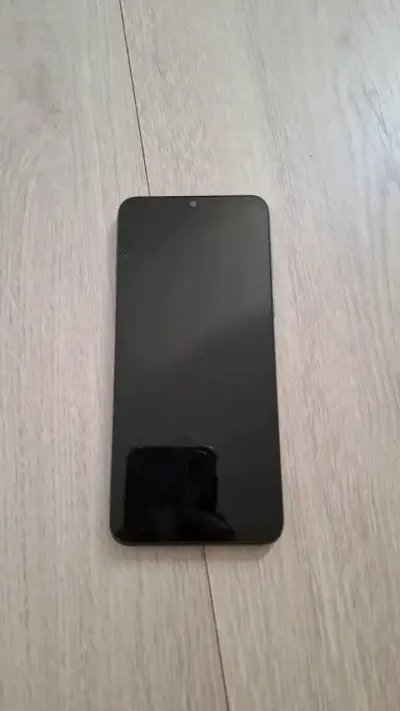 Smartphone Motorola con cámara AI - miniatura 1