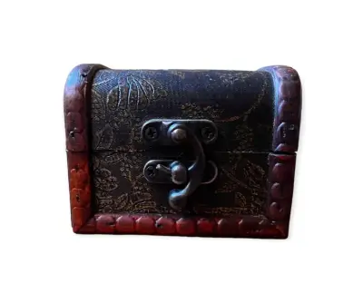 Cofre decorativo de madera y metal vintage - miniatura 1