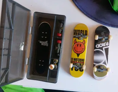 Lote 2 Tech Deck – World Industries + Plan B - miniatura 1