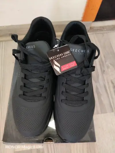 Zapatillas Skechers Street negras con Memory Foam - miniatura 1