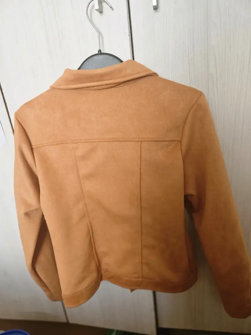 Chaqueta de gamuza color camel con cierre - 3