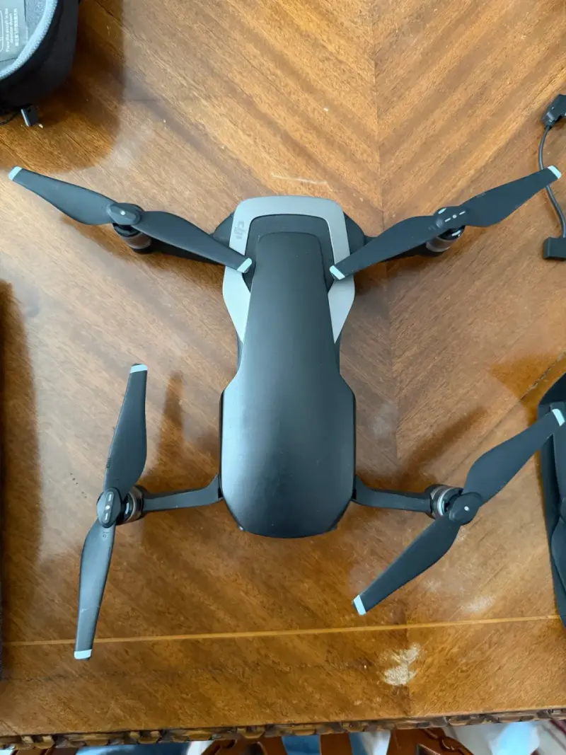 Drone con control remoto DJI mavic - 5