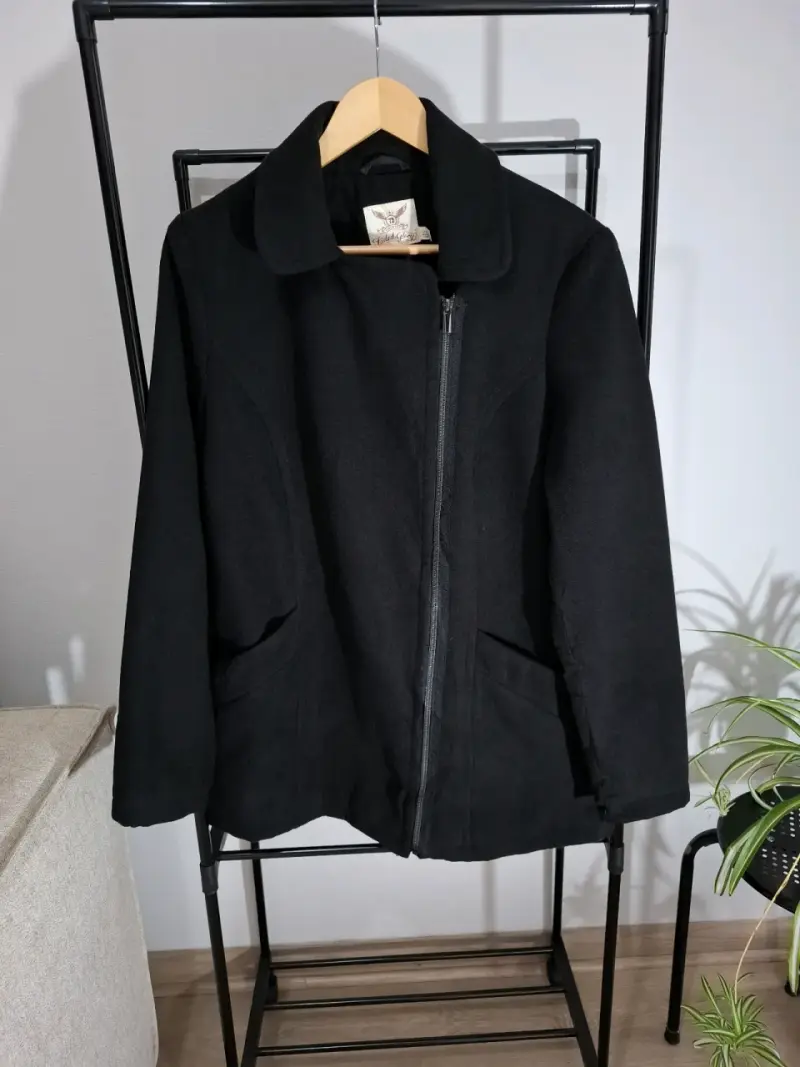 Chaqueta negra Faded Glory de poliéster - 1