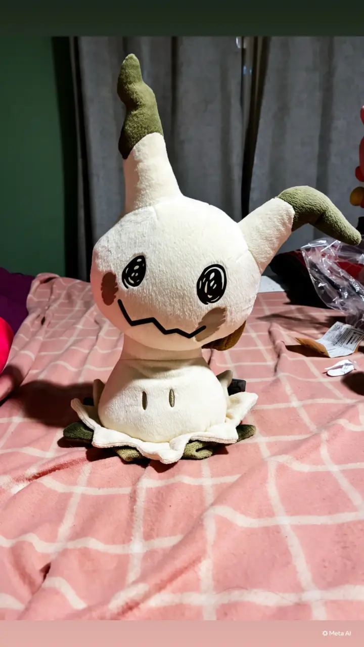 Peluche de Mimikyu Pokémon suave y adorable