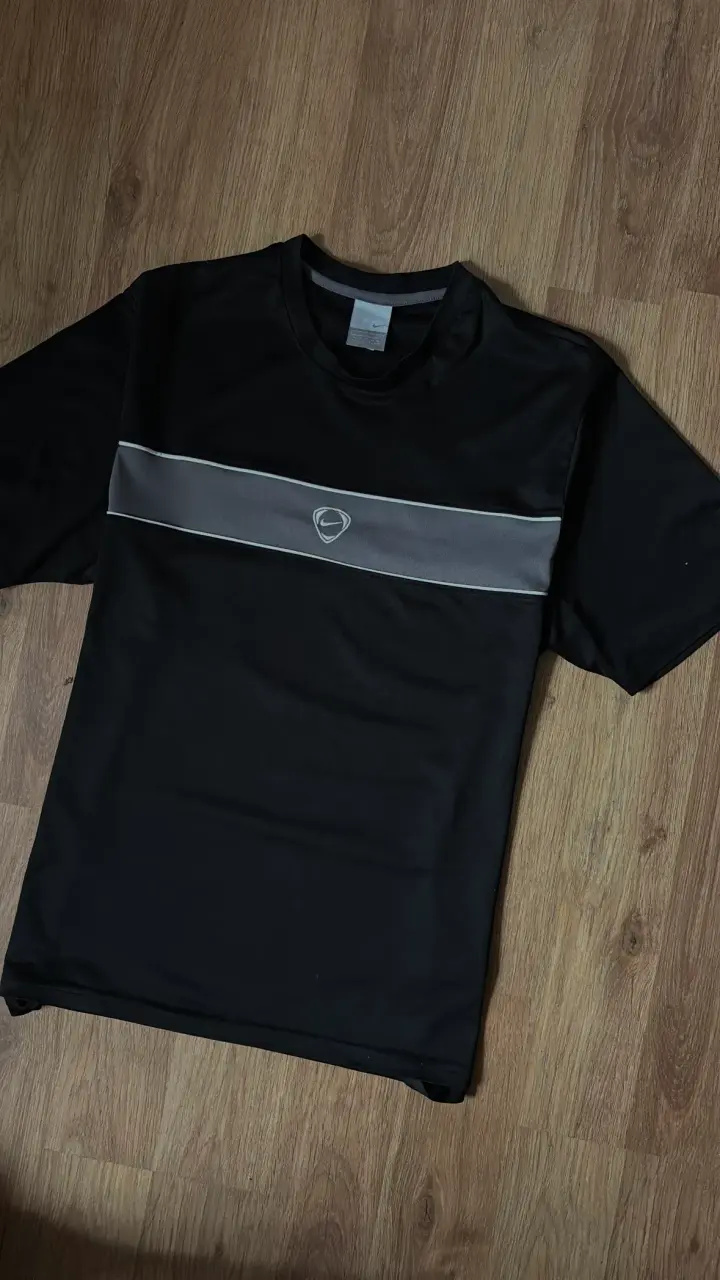 Nike total 90 - 1