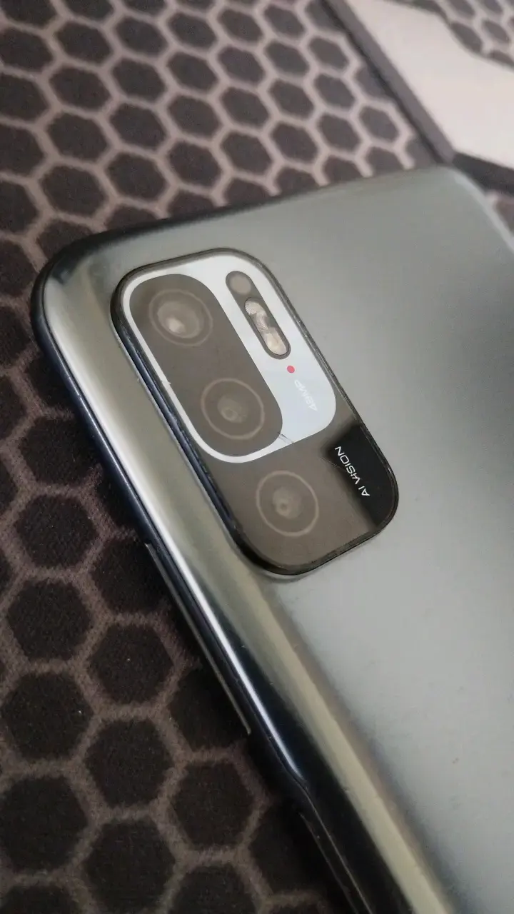 Redmi note 10 5G con funda temática pokemon - 5