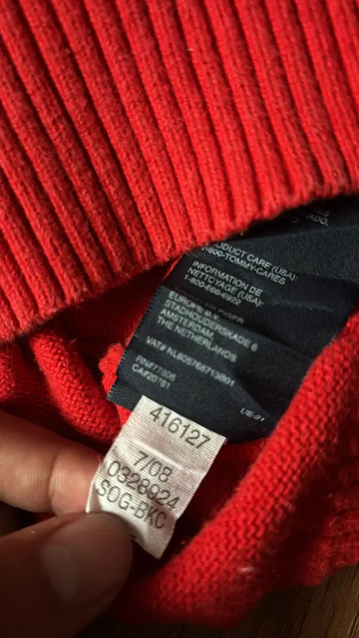Sueter Tommy Hilfiger - 4