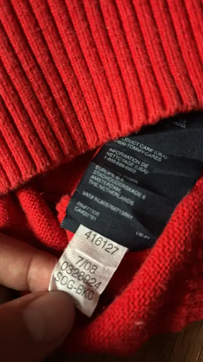 Sueter Tommy Hilfiger - miniatura 4