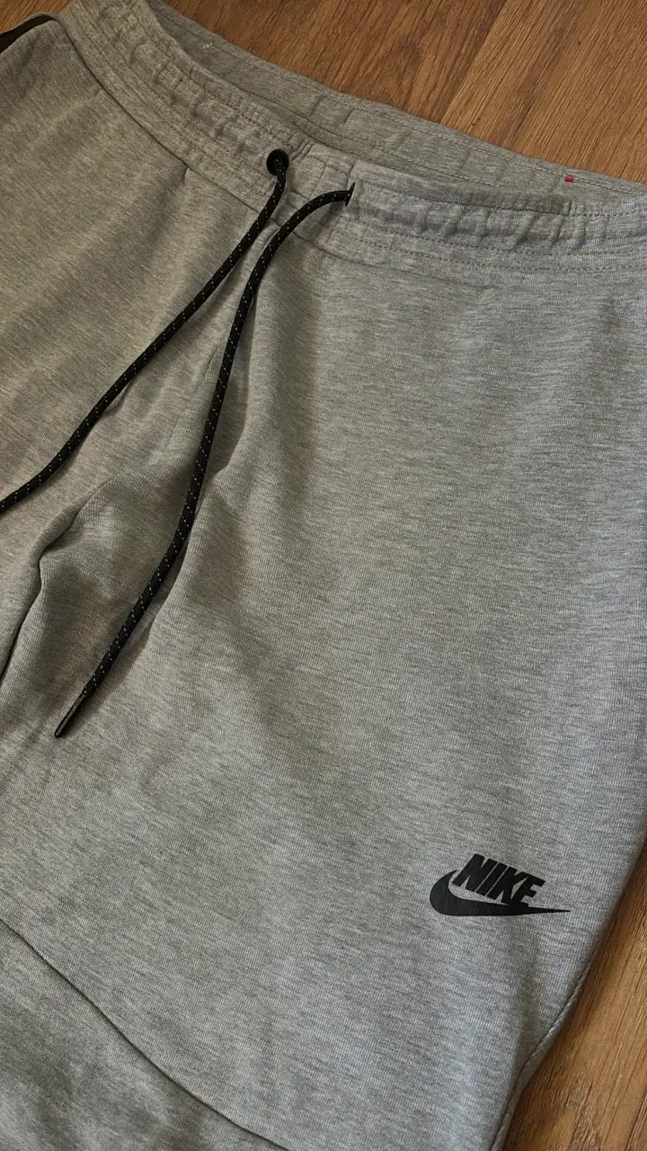 Nike tech OG - 2