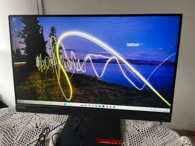 Monitor Lenovo ThinkCentre Neo 24 pulgadas - miniatura 1