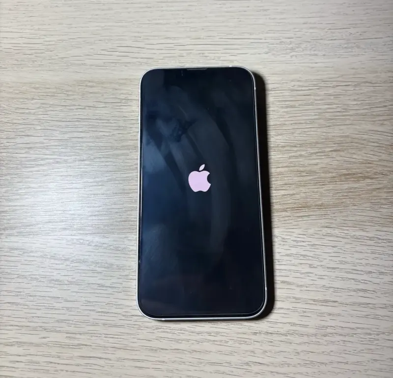 iPhone 14 - 2