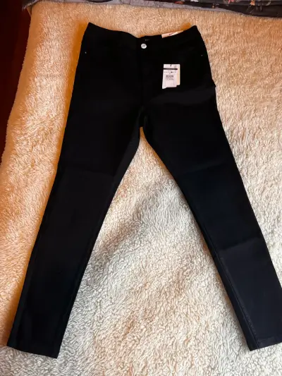 Jeans negros tiro alto talla 44 - miniatura 3