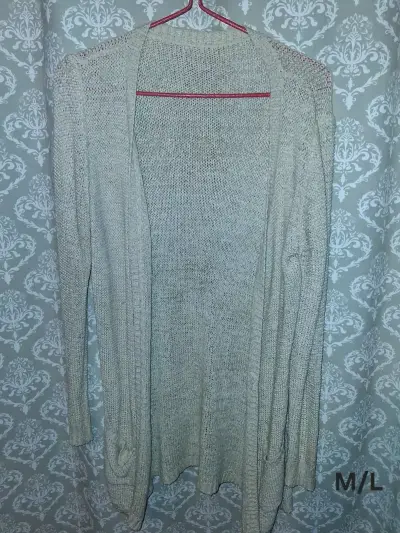 Lote de cardigans o tapados para mujer - miniatura 1