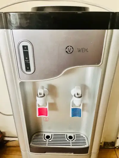 Dispensador de Agua Fría y Caliente WEH Plateado - miniatura 1
